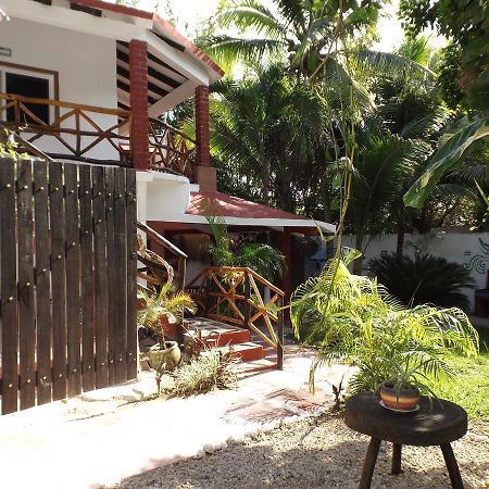 Nido Del Quetzal Hotel บากาลาร์ ภายนอก รูปภาพ