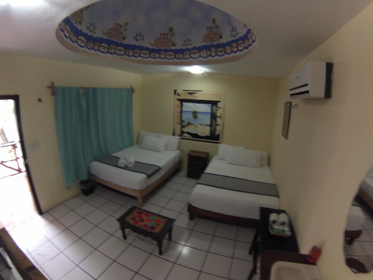 Nido Del Quetzal Hotel บากาลาร์ ภายนอก รูปภาพ