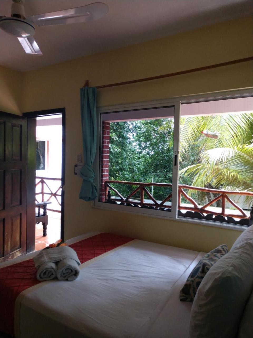 Nido Del Quetzal Hotel บากาลาร์ ภายนอก รูปภาพ