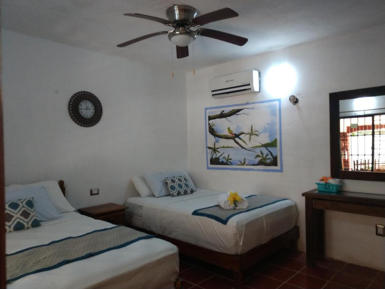 Nido Del Quetzal Hotel บากาลาร์ ภายนอก รูปภาพ